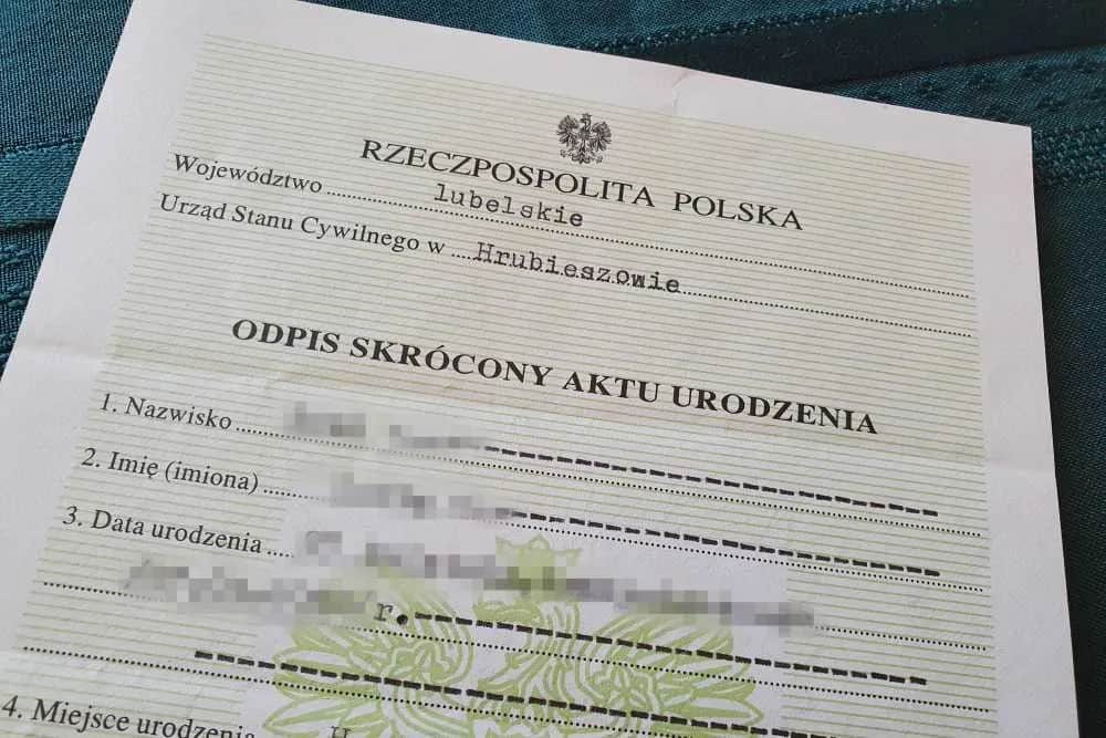 Odpis aktu urodzenia - jak długo zachowuje ważność? Ważne fakty